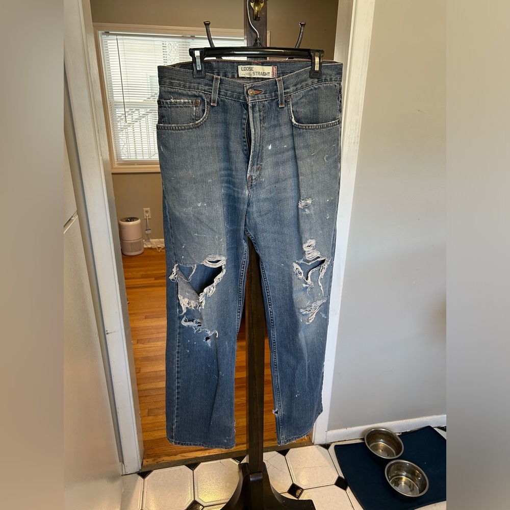 Levi’s 569 Distressed Vintage Jeans